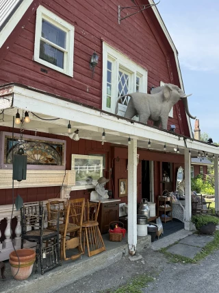 Bowen Barn Antiques