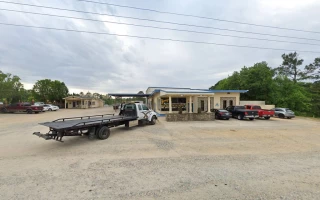 Young's Auto Center & Salvage