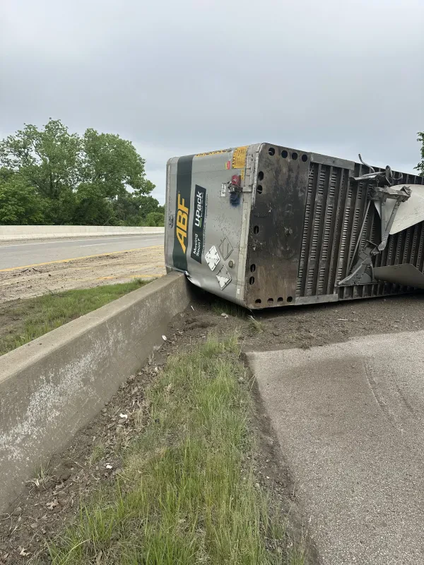 Kale's Towing LLC - photo 2