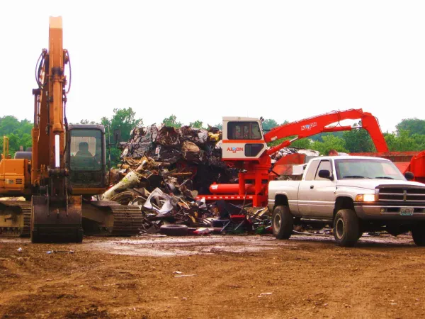 Gold Star Recycling - photo 4