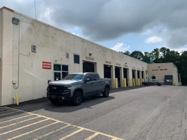 Mr. Tire Auto Service Centers - photo 4
