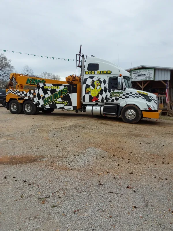 Kim's Towing LLC - photo 3