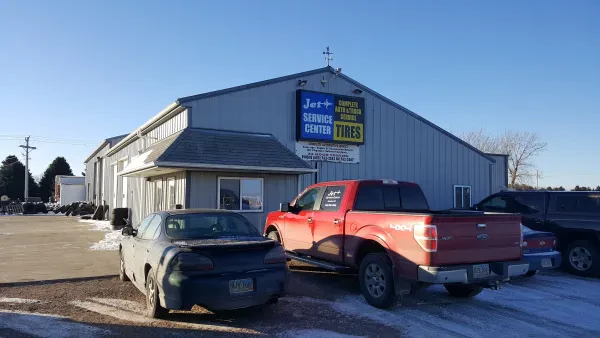 Berg Auto Mall and Mobile Truck Repair - photo 4