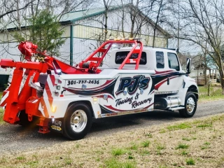 PJ's Towing & Recovery