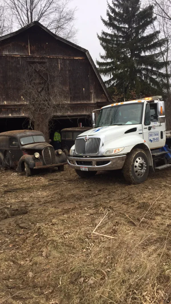 Carls Towing - photo 3