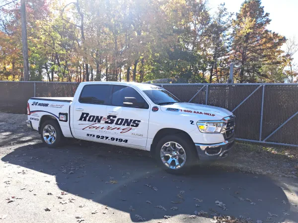 Ron & Sons Towing - photo 3
