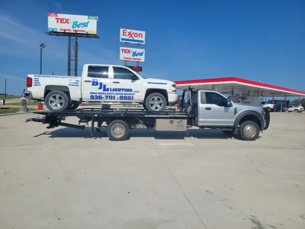 KB'S AUTO STATION TOWING - photo 2