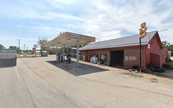 Plaza Service Center - photo 4