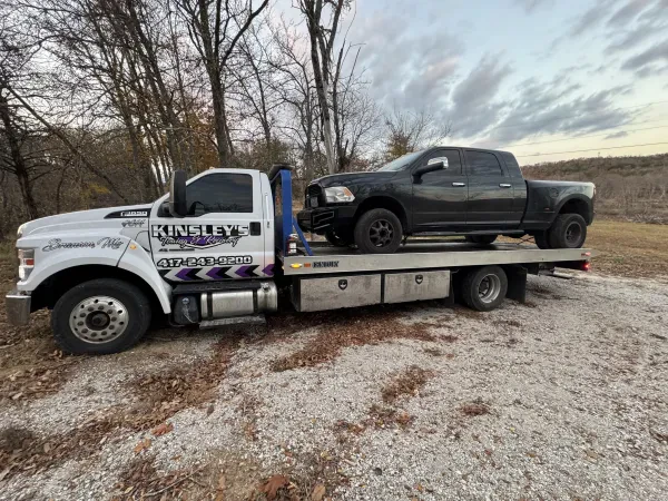 Kinsley's Towing & Recovery - photo 2