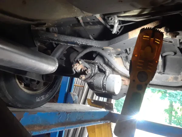 Warren's Exhaust Services - photo 2