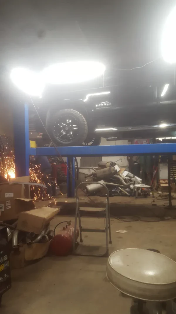 Warren's Exhaust Services - photo 4
