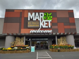 Market 32