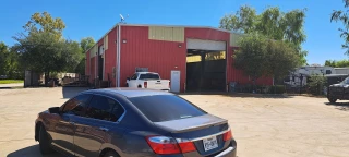 Henry's Metal Recycling