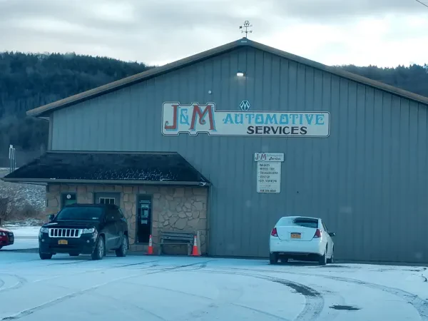 J & M Auto - photo 3