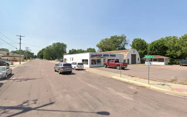Auto Value Canton - photo 2
