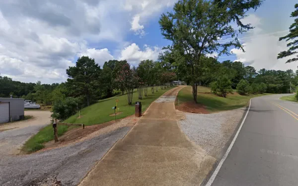 I-22 Towing Inc - photo 2