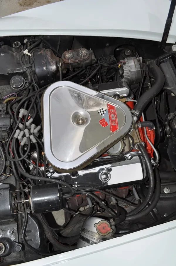 Hunt's Auto Parts and RV repair - photo 2