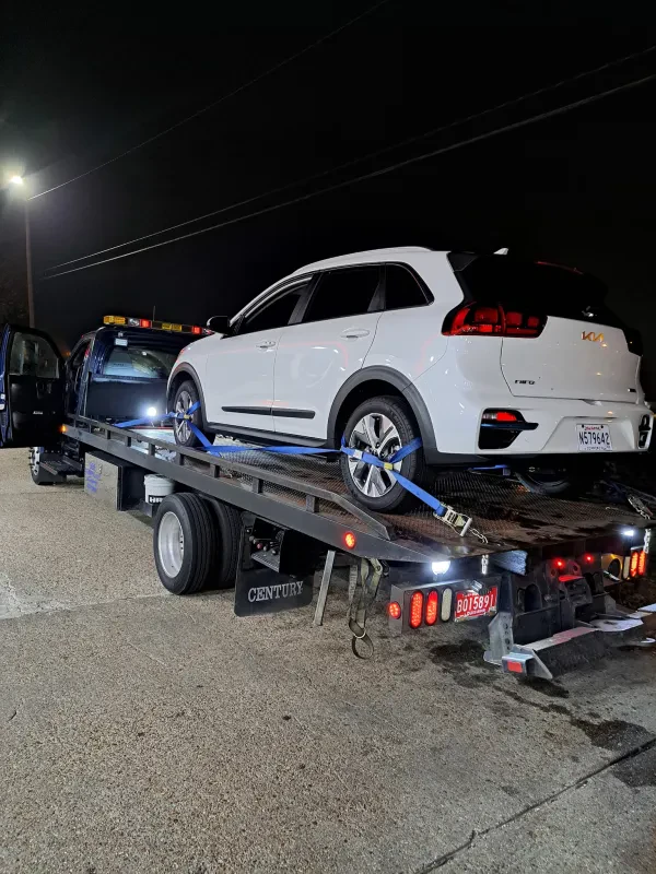 365 Towing LLC - photo 2