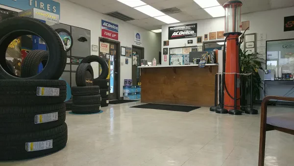 Kingwood Tire and Automotive Service | Collision Repair | Transmission repair Expert | Automobile Expert | - photo 3