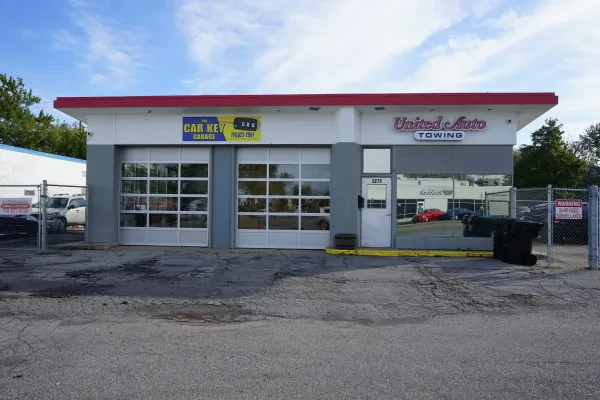 United Auto Towing - photo 2