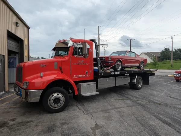 C&M Towing & Recovery LLC - photo 2