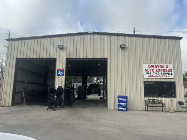Dwayne's Auto Express - photo 4