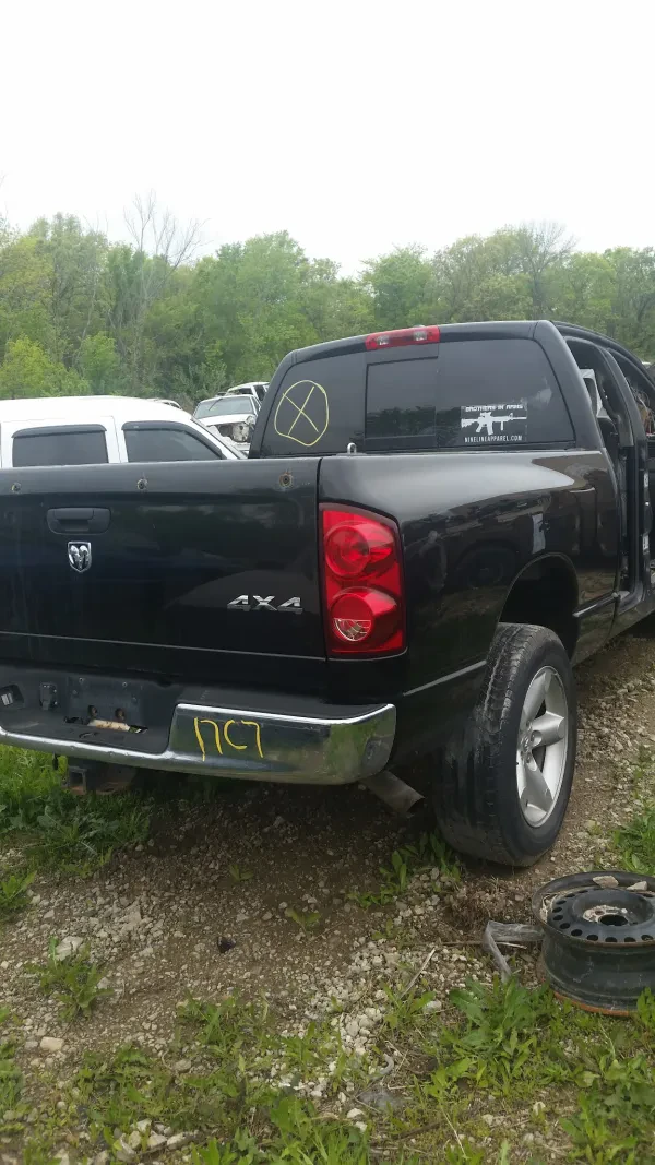 Frontier Auto Parts - photo 3