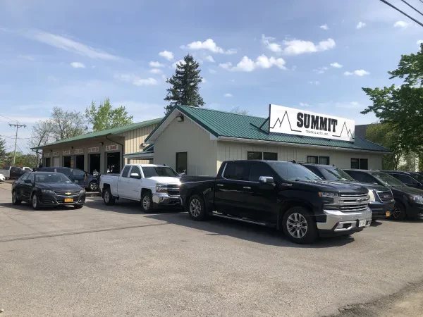 Summit Truck & Auto - photo 4