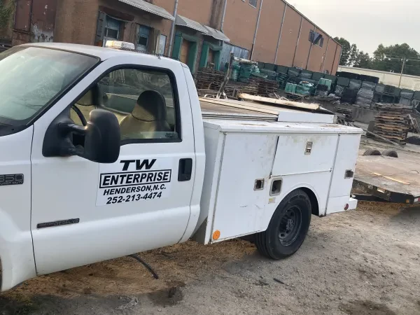 T.W. ENTERPRISE TOWING & RECOVERY LLC. - photo 4