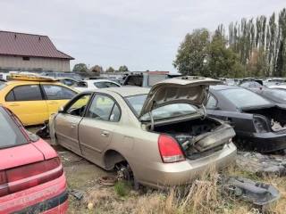 Farrell's Auto Wrecking JunkYard in Mount Vernon (WA) - photo 3