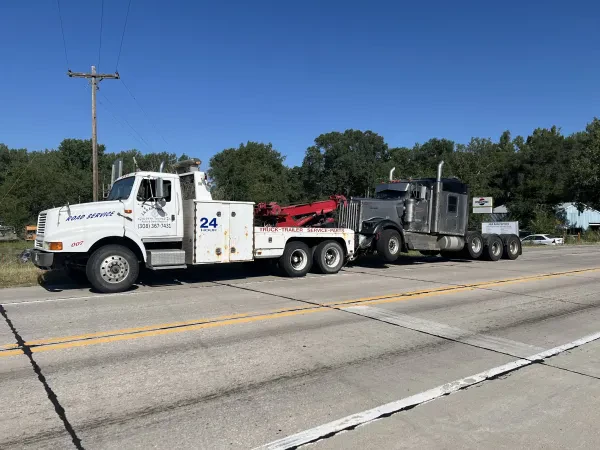 J&B Enterprises Towing & Repairs - photo 2