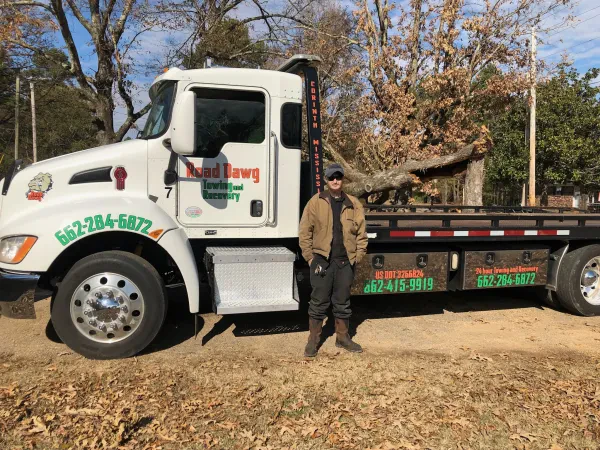 Road Dawg Towing LLC - photo 2