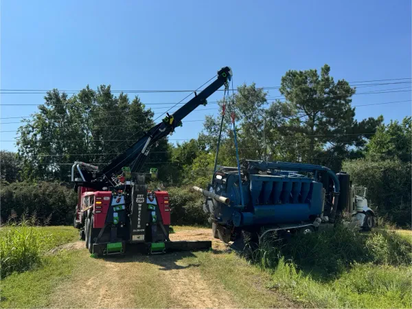 Highway 290 Wrecker Services - photo 3