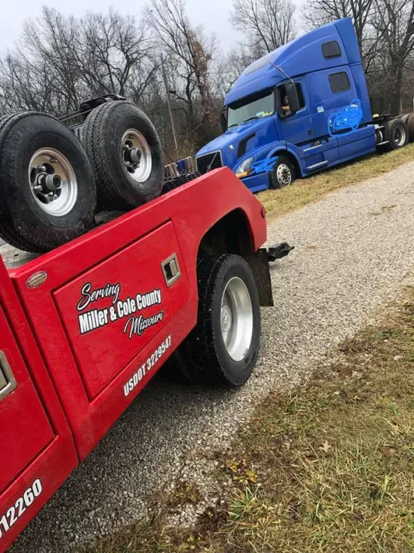 Kendall's Towing and Recovery - Holts Summit - photo 3
