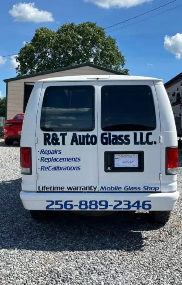 R&T AutoGlass LLC. - photo 3