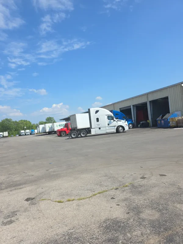 Bat Truck & Trailer Repairs - photo 2