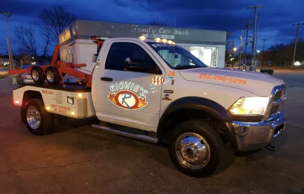 Richie's Full Service & Roadside Assistance - photo 2
