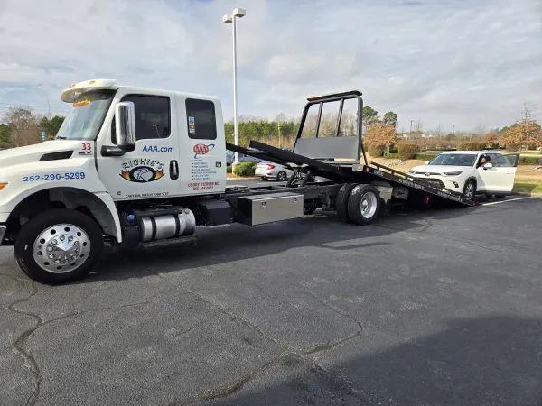 Richie's Full Service & Roadside Assistance - photo 3