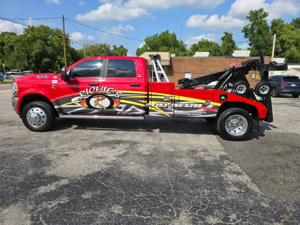 Richie's Full Service & Roadside Assistance - photo 4