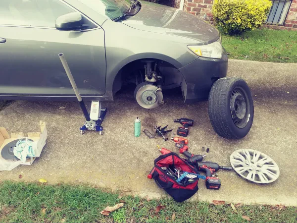 Edward's Auto Mobile Repair - photo 2