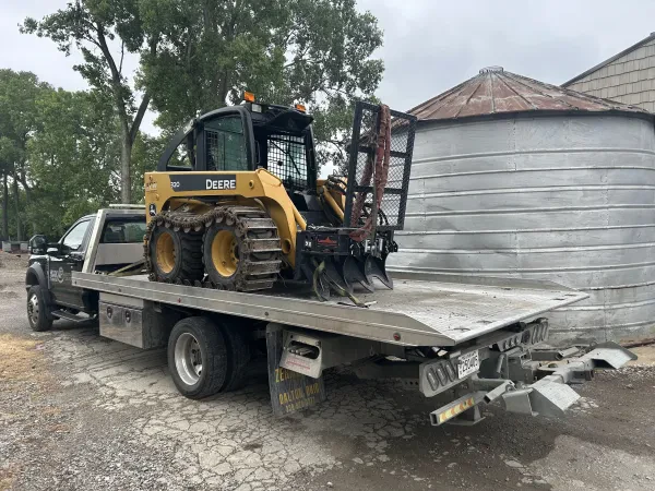 Hook Up Towing - photo 2