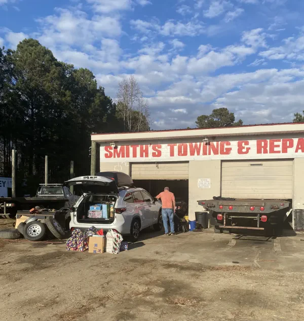 Smith's Towing & Repair Service - photo 3