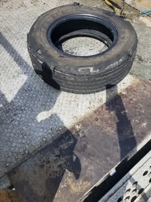 Sullivan Tire Commercial Truck Center - photo 4