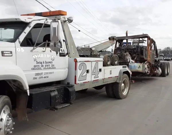 Phillip's Towing & Recovery LLC - photo 4