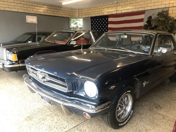 Abe's Grease Monkey Garage - photo 2