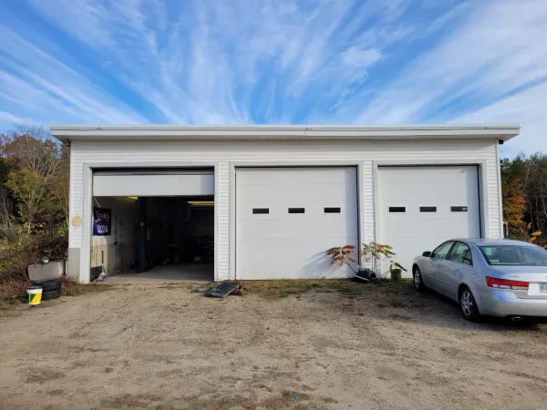 Moneypit Auto Salvage & Repair - photo 2