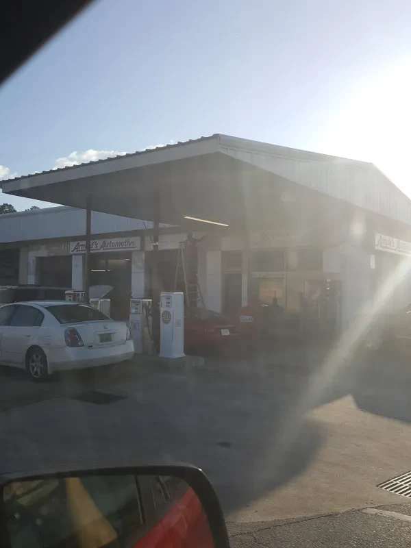 Arnold's Automotive - photo 2