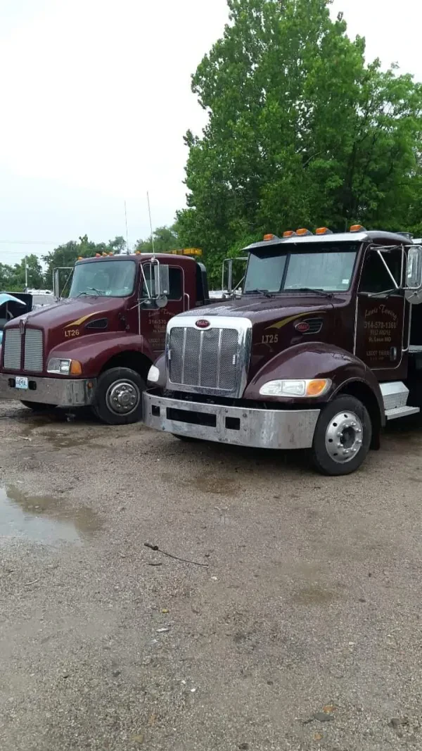 J Lewis Towing - photo 4