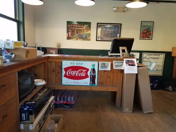 Giddings Garage - photo 4