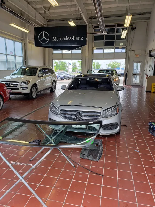 Advanced Auto Glass - photo 2